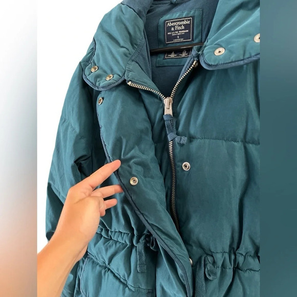 Abercrombie & Fitch blue puffer snow jacket - Picture 4 of 6